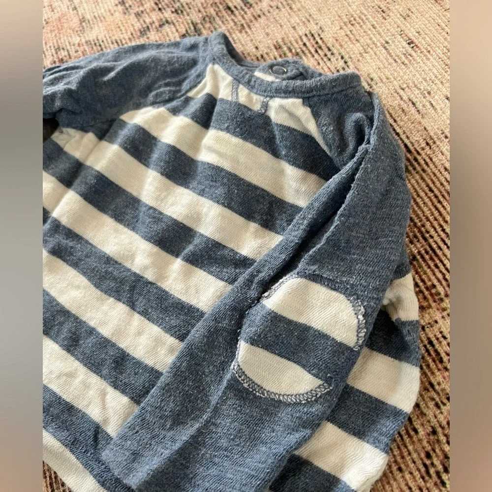 GAP Blue and White Long Sleeve Tee